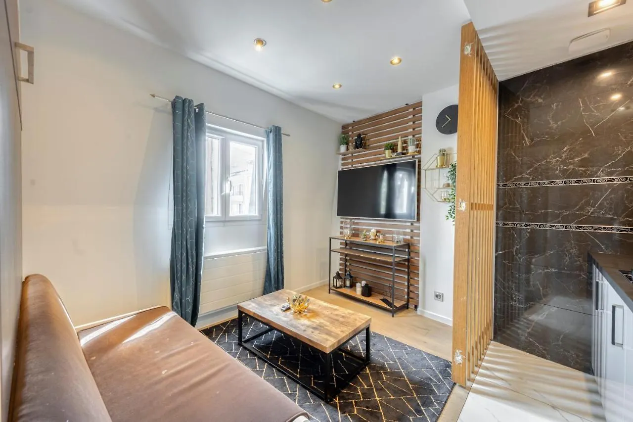 Studio Livry-Gargan Apartment